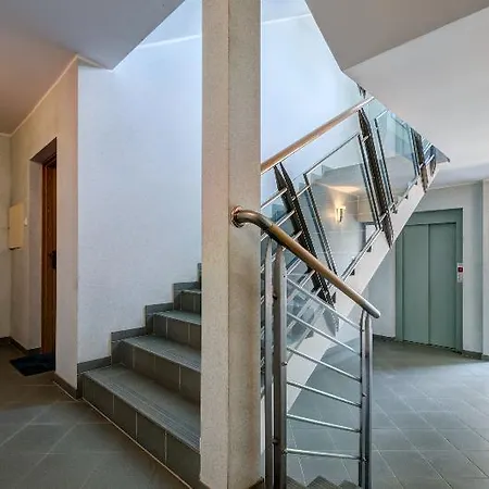 Dom & House - Karlikowska * سوبوت