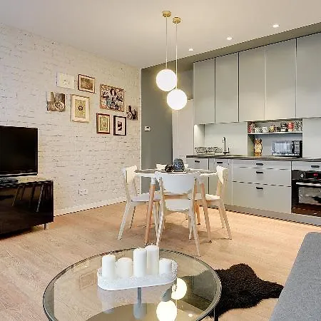 فندق Dom & House - Karlikowska