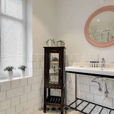 فندق Dom & House - Karlikowska سوبوت