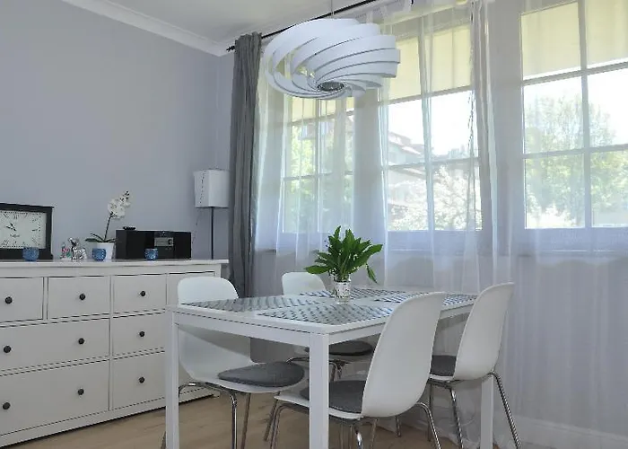 Dom & House - Karlikowska מלון