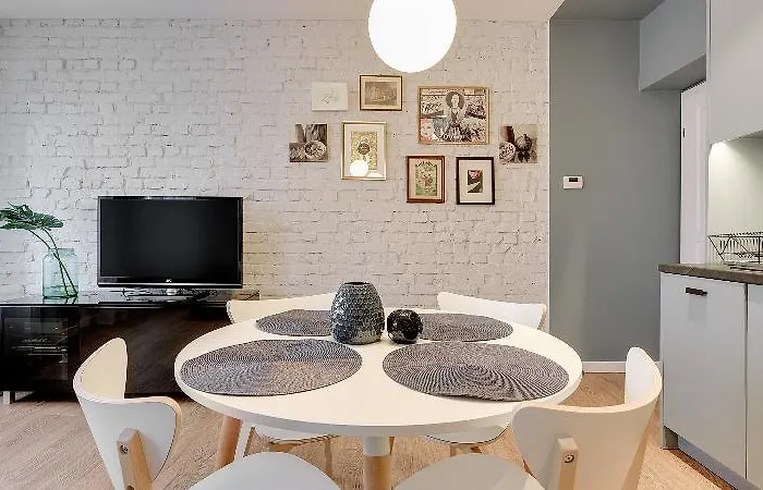 מלון Dom & House - Karlikowska סופוט